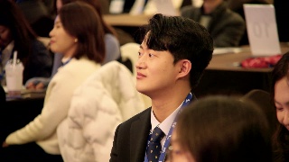 국제통역사가 발견한 존경받는 리더의 공통점 - 이에바(대한외국인 국제회의통번역사) 